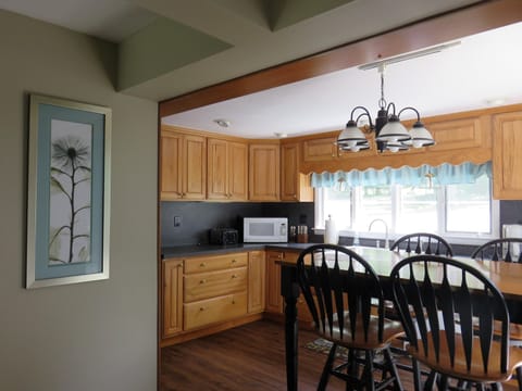 Well-stocked kitchen with microwave,  Keurig,  new appliances.