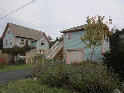 Froggy Bottoms Studio above garage.  Owners' house to left.