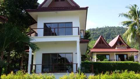Tulip 3 bedroom ocean view villa
