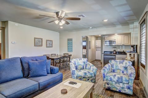 Living area with sofa sleeper - Open living area with queen size sofa sleeper