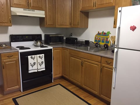 kitchen, fully equipped