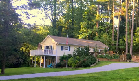 Peace, Quiet, and Convenience Awaits!