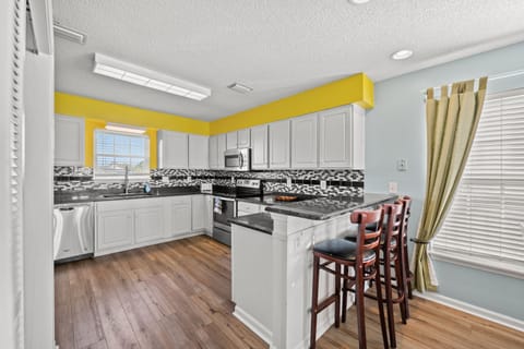 A fully stocked kitchen makes meal preparation a breeze.