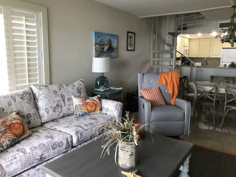 Newly redecorated living dining with queen sleeper. 