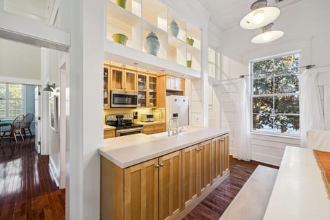 Spacious & Well Equipped Kitchen