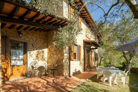 Building Exterior, Outdoor