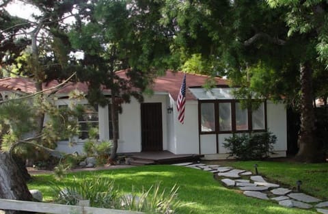 Front of home..... some trees removed
