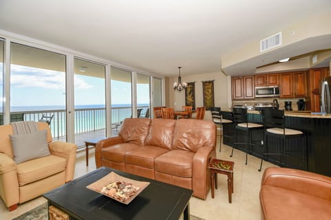 Silver Shells St. Maarten 1004 - Open Floor Plan