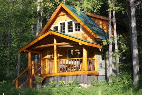 Robin's Nest Cabin - Wedgwood Estate Cabins