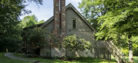 South side of house with chimeny