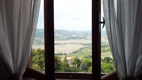 Gorgeous View to wake up to in the mornings!