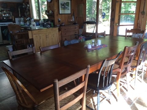 Dining room looking toward kitchen