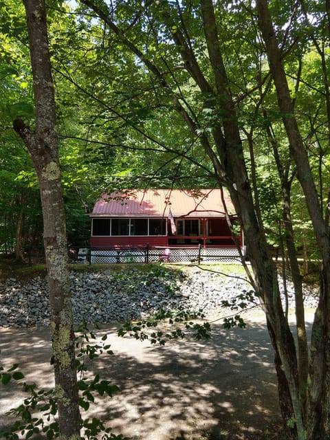 #7 Adirondack Cottage