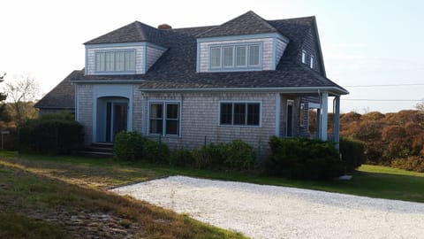 Parking for at least 3 cars in driveway.