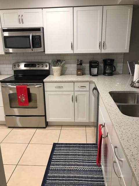 Ample work space in the kitchen
