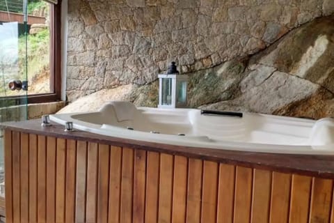 Indoor spa tub