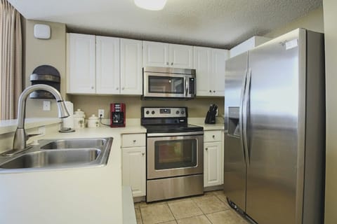 All new stainless appliances so please do not dent or scratch 