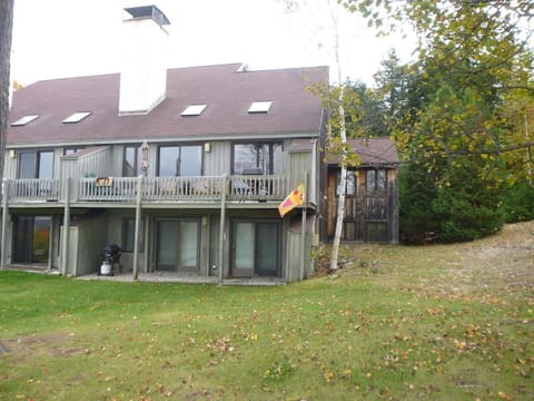 Top End Unit With Balcony 