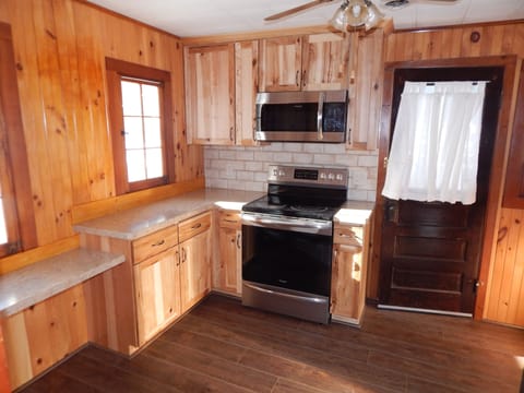 New counters and stove