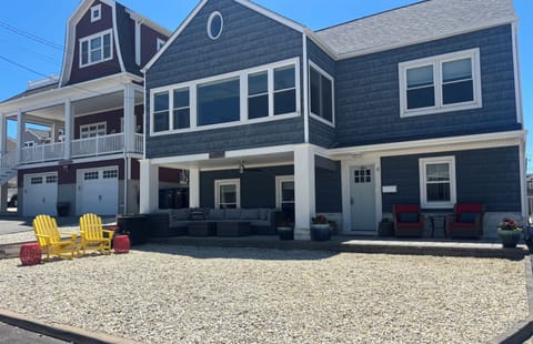 Front of house with comfortable seating 