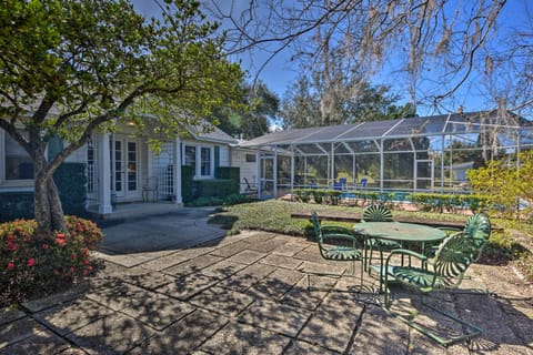 Lake Wales Vacation Rental | 2BR | 2BA | 1,000 Sq Ft | Steps Required