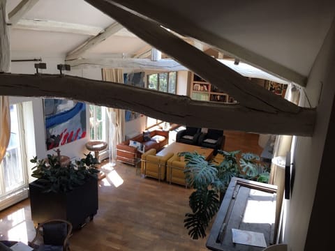 Living room from inner staircase 1
