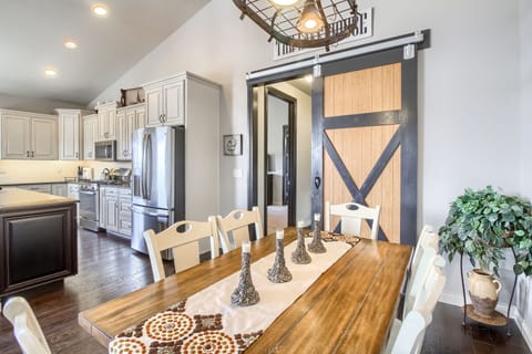 Let’s have a sit down family meal