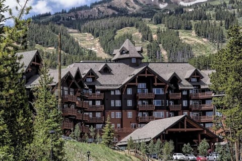 Exterior Photo