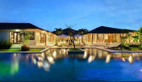 Balinese Style Luxury 3 Bedroom Villa
