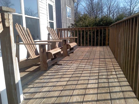 Deck that overlooks Oneida lake.