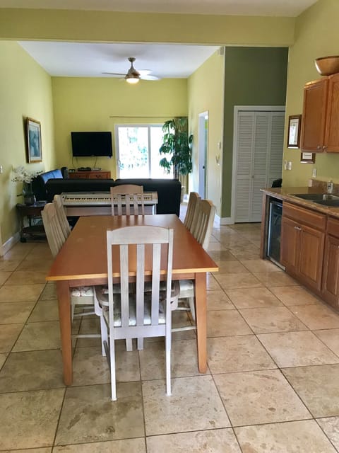 Downstairs Living Room, Kitchenette, Table with 7 chairs, two couches, Cable TV