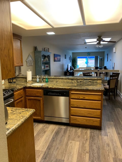 Upstairs Full Kitchen 