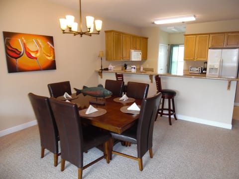 Dining area
Typical 2 BR unit-All units are furnished similarly
