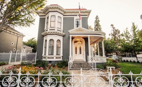 Experience the stately Victorian elegance of the McClelland House B&B. 