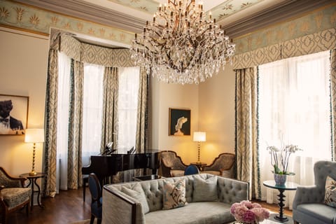 Experience olde world luxury in our comfortable lobby. 