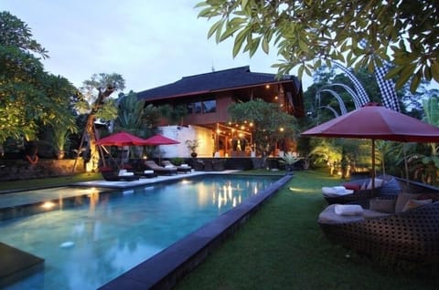 5 Bedroom Villa+Car+Driver, Canggu
