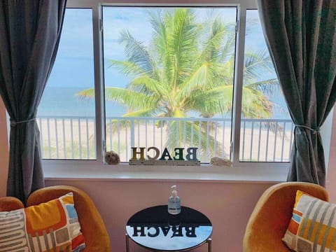 Unobstructed Beach Views