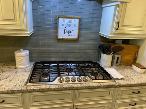 36 inch cooktop with 5 burners