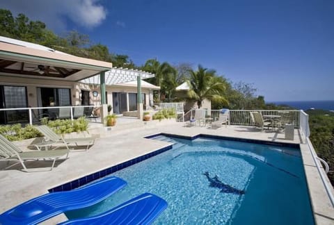 Dates still open!! All A/C- 4 bdrm pool villa w/ spa, views and privacy