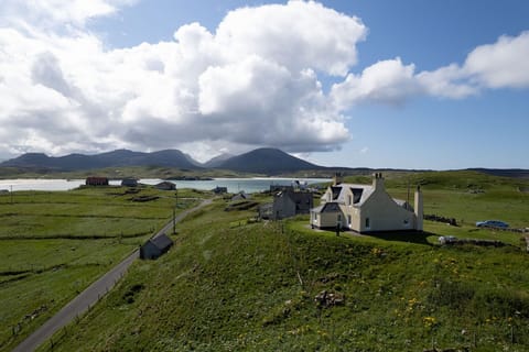 Taigh Dholol, looking south