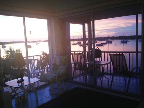 WRAP AROUND BALCONYS