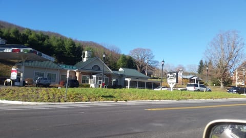 Cucci's, a local restaurant and gas station