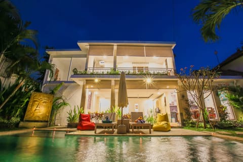3 BR Villa at Heart of Seminyak/Oberoi