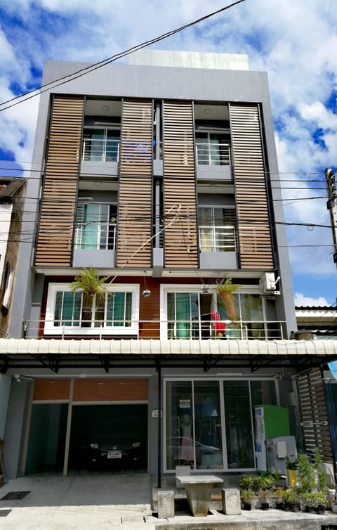 T.M. Home, Hatyai. Feel@Home.