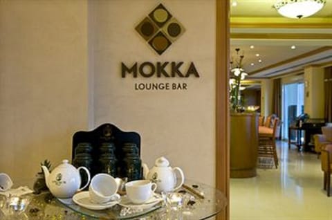 Lounge Bar/Caffeteria at the Resort