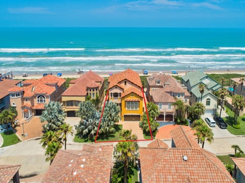 6508 Beach Dr. (Bella Vita) is a true BEACHFRONT vacation home!