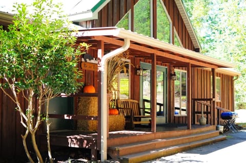 Entrance to Bear Lodge