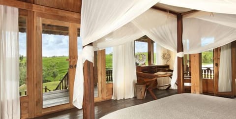 Traditional Joglo 2Bdrm Villa by Ocean