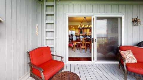Balcony Seating, Main Level