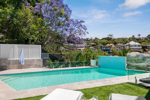 Ready to dive in at Sea Gem on Balmoral Slopes